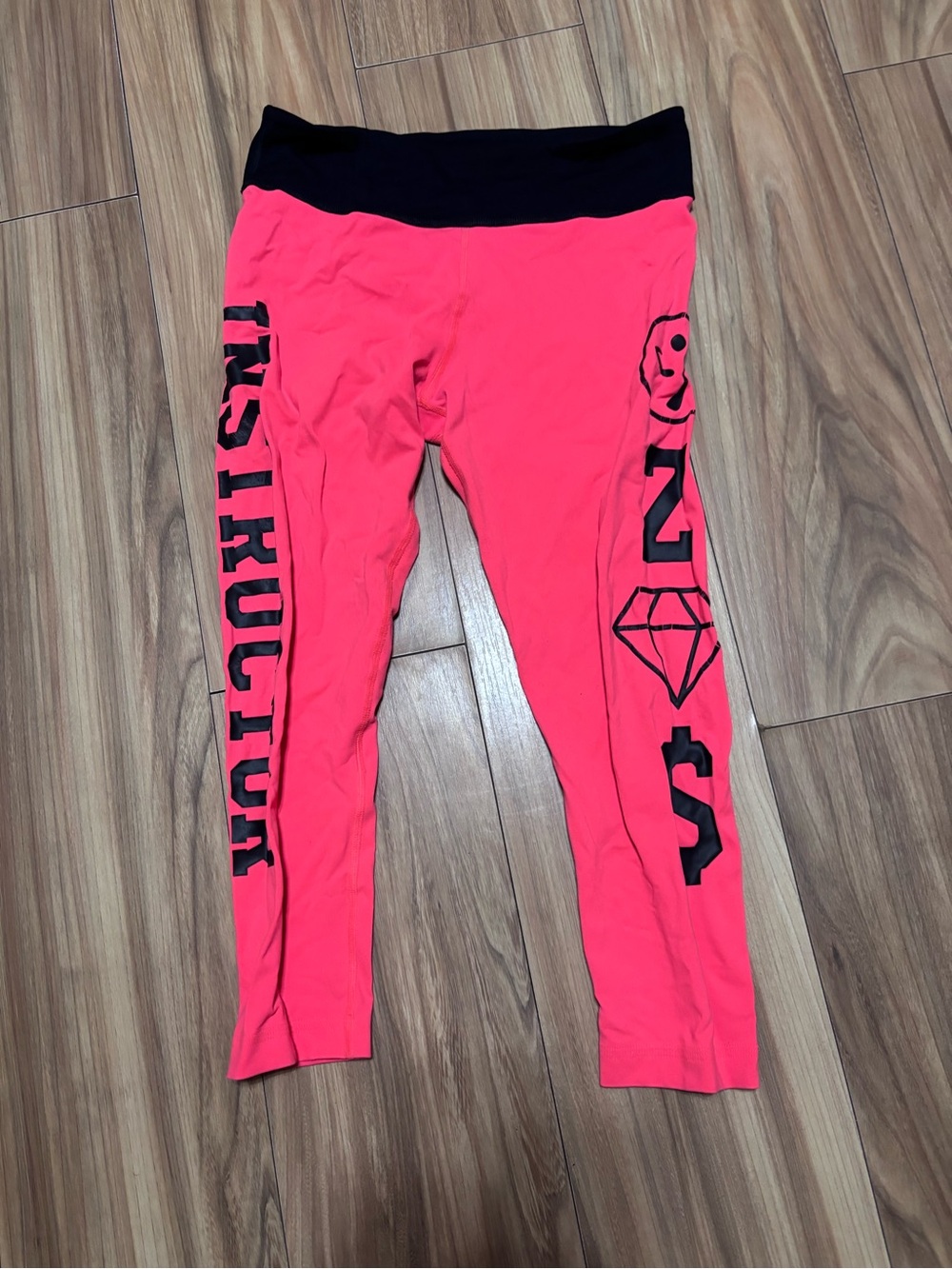 Zumba Fitness Neon Pink cropped Leggings with Black Waistband and Side Graphics